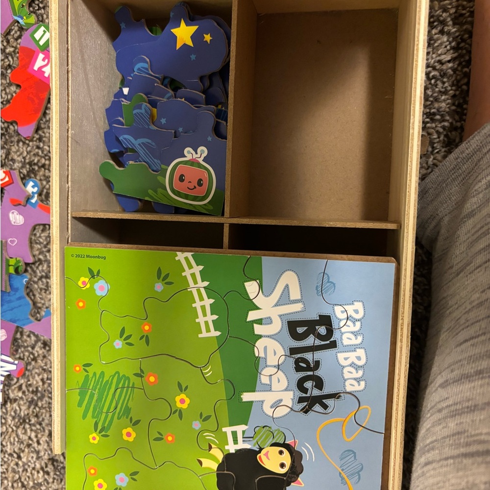 4 Cocomelon Puzzle Set - Picture 7 of 12
